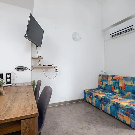 Apartment Mladen In Cervar-port With Balcony & Wifi *